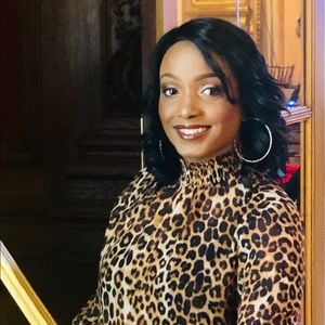 Meet your Posher, Sabrina